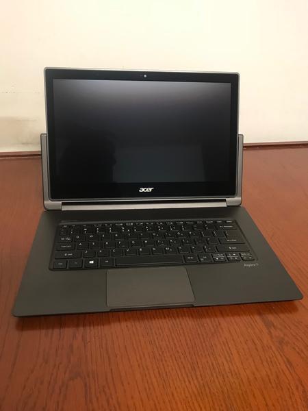 Acer Aspire R13 13.3in FHD Touch i5 6200U 4G 256G SSD 2-1 Laptop